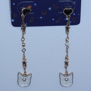 BD 3 for 20$ - Sailor Moon Artemis Dangling Earrings